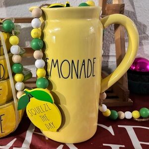 RAE DUNN YELLOW 🍋 Lemonade Pitcher 🍋
